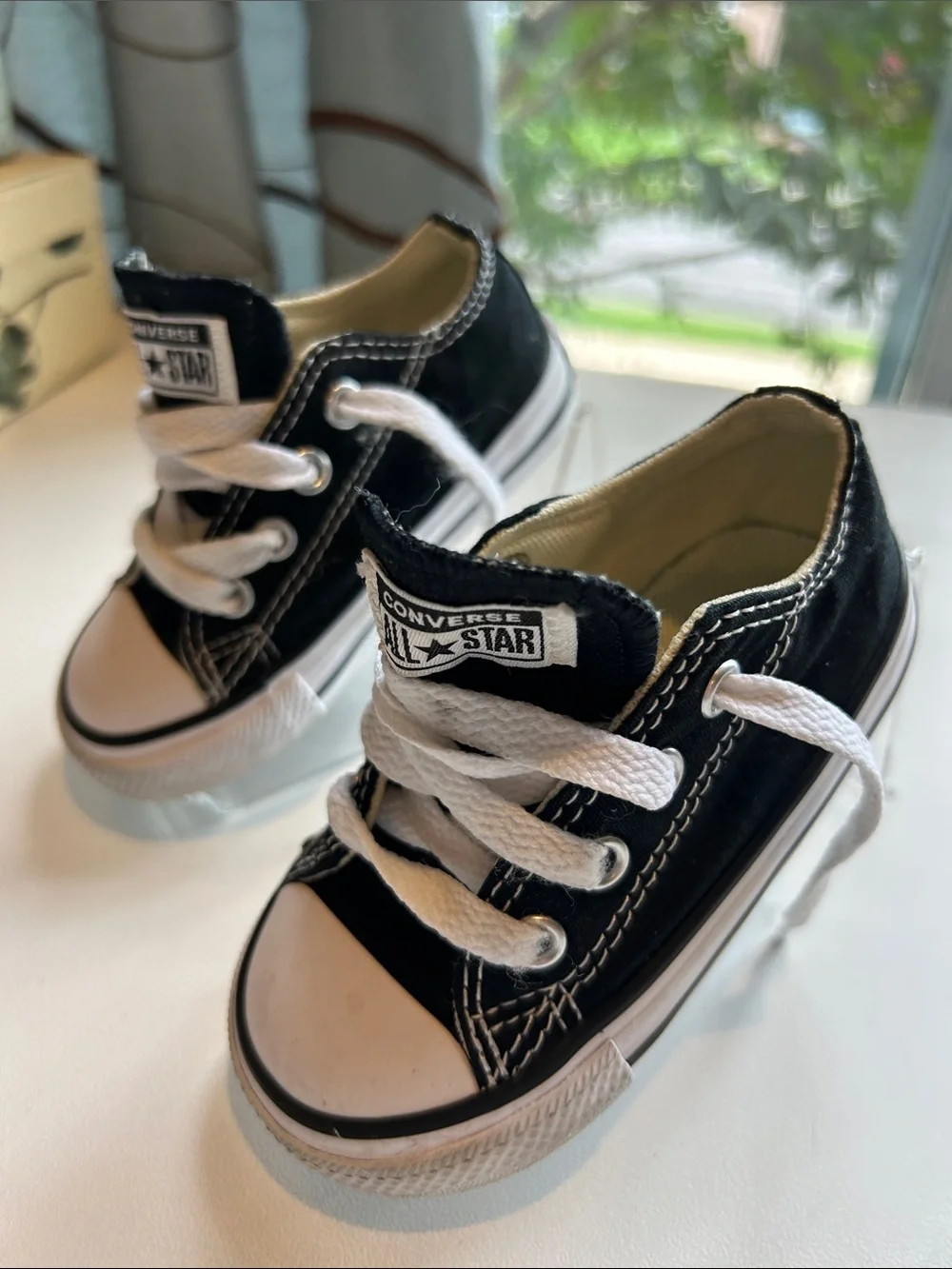 Converse All Star low tops black lace up walking shoes unisex skater retro